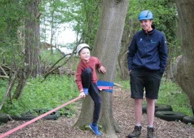 Child slacklining