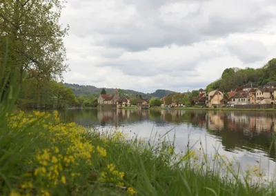 View along the banks of the Dordogne River in France